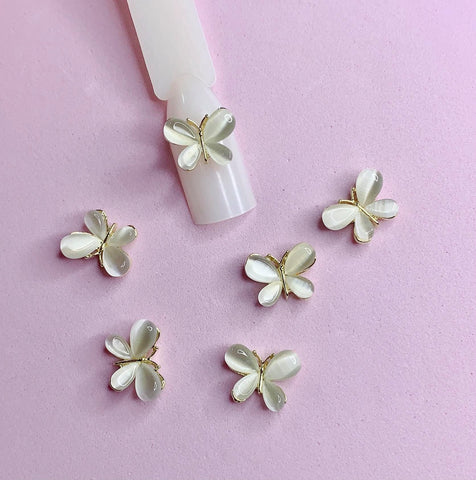 2PCS NAIL CHARM BUTTERFLY JE588