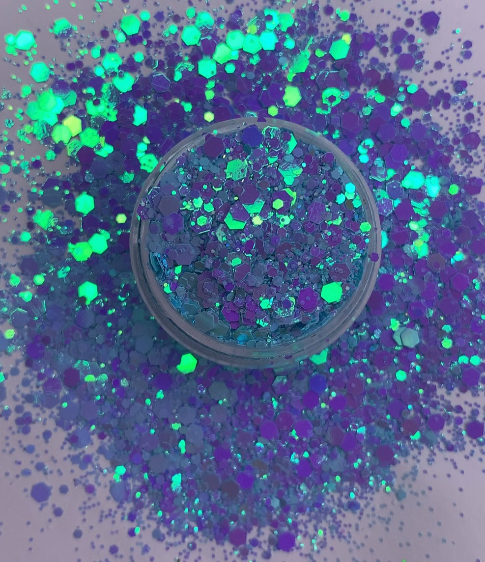 Opal Chunky Nail Glitter 09
