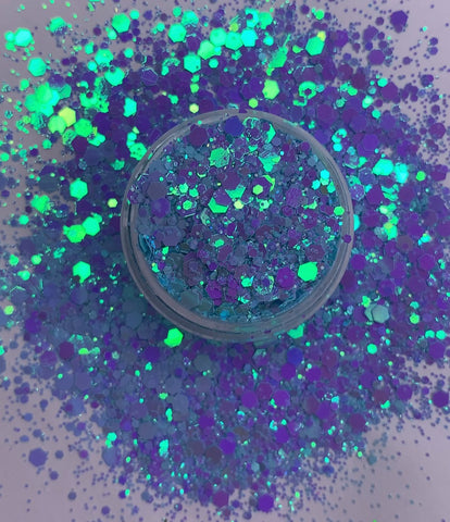 Opal Chunky Nail Glitter 09