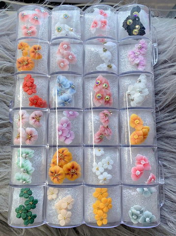 1 Box 3D Acrylic Flowers/100 Flowers