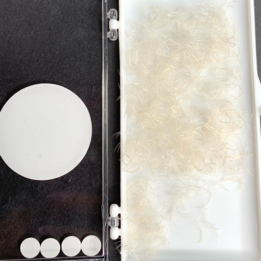 COLOUR LOOSE PRO-MADE FANS/ WHITE